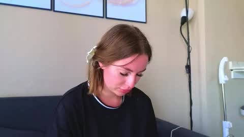 Snapshot of jessica_hanson chatting on November 2025 07:23:02 AM Jessy online show from November 2025 07:23:02 AM