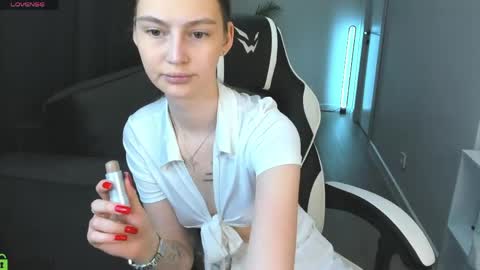 Snapshot of jessica_jensen chatting on June 2026 09:23:02 AM Jessica Jensen online show from June 2026 09:23:02 AM