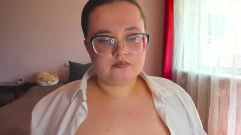 Natalia online show from May 2026 06:43:02 AM