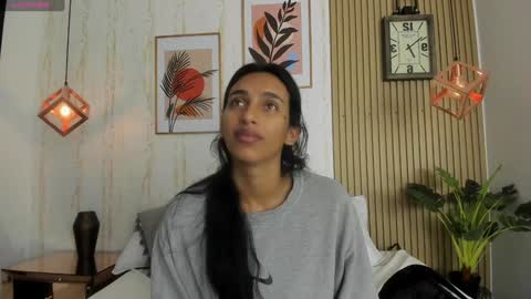 Jessica Pethersson  online show from December 2024 11:50:02 AM