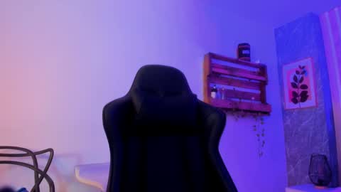 Jessica Pethersson  online show from January 2025 11:54:02 AM