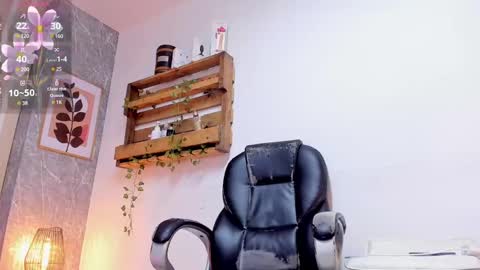 Jessica Pethersson  online show from March 2025 10:54:02 AM