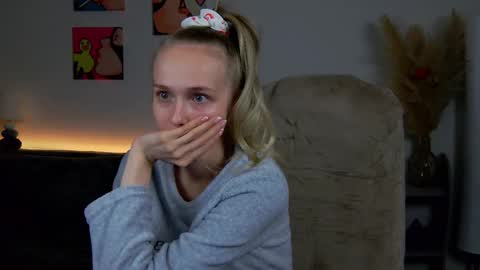 Snapshot of jessica_rays chatting on October 2025 10:42:02 PM Jessica online show from October 2025 10:42:02 PM