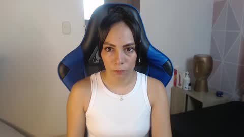 jessica_taylor_22 online show from December 2024 12:30:01 PM