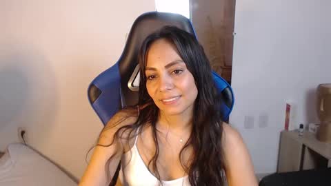 jessica_taylor_22 online show from December 2024 03:33:02 PM