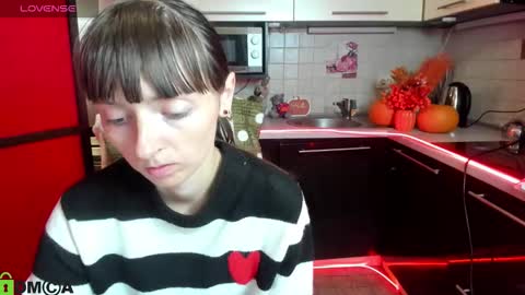 jessicaforris online show from October 2025 07:15:01 AM