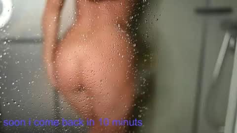 Jess online show from October 2025 04:46:02 AM