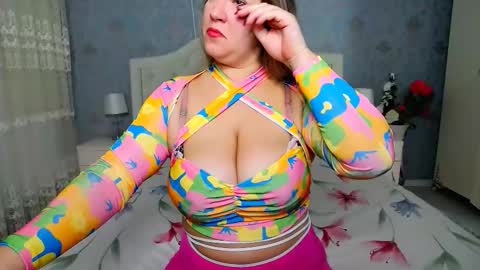 single mommy online show from December 2025 05:04:02 AM