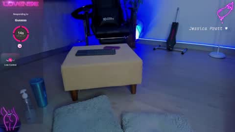 Snapshot of jessicapratt chatting on December 2024 11:42:01 PM Jessica Pratt IG jessicaxpratt online show from December 2024 11:42:01 PM