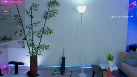 Snapshot of jessicapratt chatting on February 2025 09:08:02 PM Jessica Pratt IG jessicaxpratt online show from February 2025 09:08:02 PM