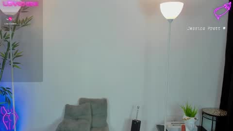 Snapshot of jessicapratt chatting on February 2025 12:03:01 AM Jessica Pratt IG jessicaxpratt online show from February 2025 12:03:01 AM