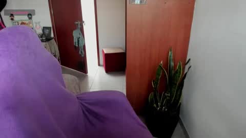 jessicarobbit online show from February 2025 12:43:02 PM