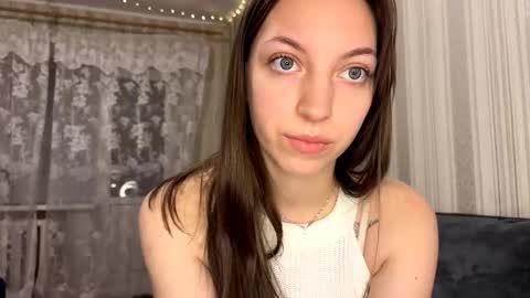 Marie online show from February 2026 07:43:01 PM