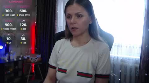 Snapshot of jessiemays chatting on April 2026 02:58:02 AM Jess online show from April 2026 02:58:02 AM