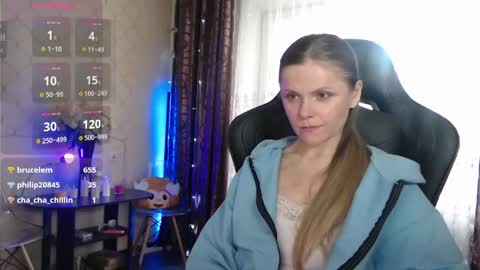 Snapshot of jessiemays chatting on May 2026 04:07:02 AM Jess online show from May 2026 04:07:02 AM
