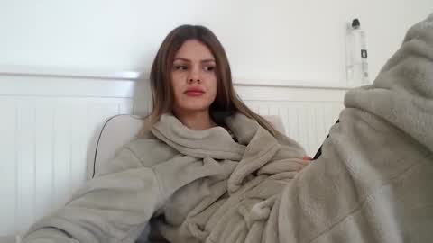 Snapshot of jessiexryan chatting on January 2025 07:58:02 AM jessieryan online show from January 2025 07:58:02 AM