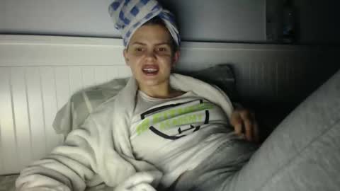 Snapshot of jessiexryan chatting on November 2025 03:01:02 PM jessieryan online show from November 2025 03:01:02 PM