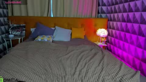 Jessie online show from September 2025 07:54:01 AM