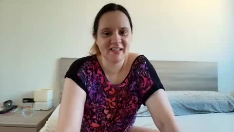 Snapshot of jessika97 chatting on June 2026 06:10:02 AM jessika97 online show from June 2026 06:10:02 AM
