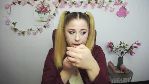 Jess online show from September 2025 06:56:02 AM