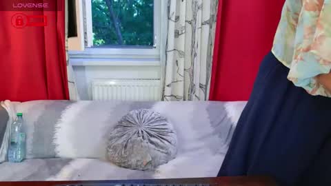 Snapshot of jessthewicked chatting on September 2025 01:35:02 PM JessTheWicked online show from September 2025 01:35:02 PM