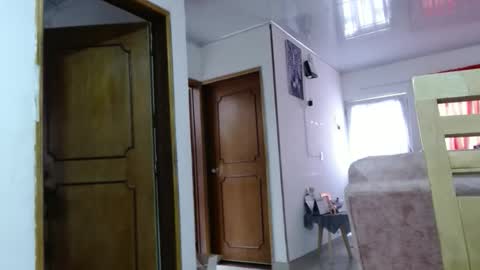 Jessy online show from October 2025 02:38:01 PM