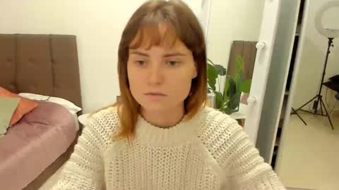 Snapshot of jessy_lil chatting on December 2025 08:54:02 AM Polina online show from December 2025 08:54:02 AM