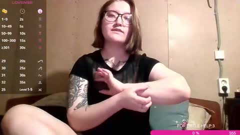 Snapshot of jessystoune1 chatting on October 2025 07:42:02 AM Bye everyone i cant see any reason to stay here wish u luck online show from October 2025 07:42:02 AM