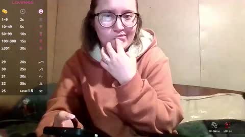 Snapshot of jessystoune1 chatting on October 2025 08:46:01 AM Bye everyone i cant see any reason to stay here wish u luck online show from October 2025 08:46:01 AM