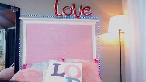 Jessy online show from March 2025 11:58:01 AM