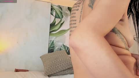 Snapshot of jesysoz_23 chatting on December 2024 07:00:02 AM Jessica online show from December 2024 07:00:02 AM