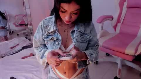 Snapshot of jesysoz_23 chatting on February 2026 09:02:01 PM Jessica online show from February 2026 09:02:01 PM