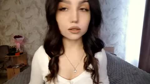 I am Gina ntmu Lets hit 10 Thumbs Up together online show from May 2026 06:29:02 AM