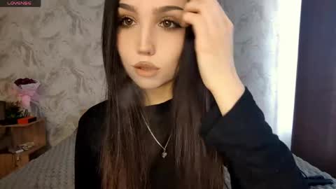 I am Gina ntmu Lets hit 10 Thumbs Up together online show from May 2026 06:41:01 AM