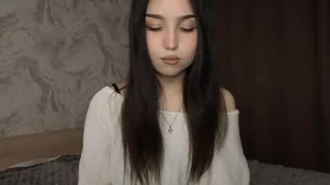 I am Gina ntmu Lets hit 10 Thumbs Up together online show from May 2026 04:04:02 PM