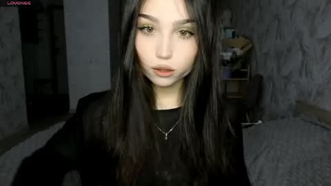 I am Gina ntmu Lets hit 10 Thumbs Up together online show from May 2026 04:41:02 AM