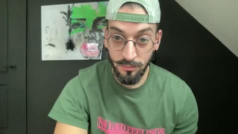 Snapshot of jeunemek00779042 chatting on November 2025 03:28:02 PM JEUNEMEK007 online show from November 2025 03:28:02 PM