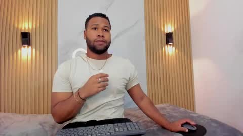 jeus_stanley online show from May 2026 03:12:01 AM