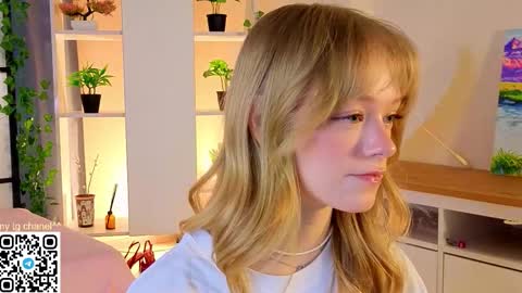 Gwen online show from March 2026 08:14:01 PM