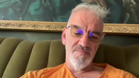 Snapshot of jewlronny chatting on September 2025 07:08:01 AM jewlronny online show from September 2025 07:08:01 AM