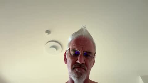 Snapshot of jewlronny chatting on October 2025 01:11:01 PM jewlronny online show from October 2025 01:11:01 PM