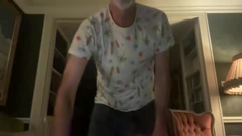 Snapshot of jewlronny chatting on December 2025 06:51:01 AM jewlronny online show from December 2025 06:51:01 AM