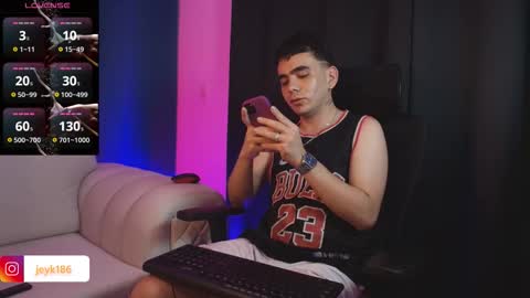 Snapshot of jey_keler chatting on November 2025 01:59:02 PM jey keler online show from November 2025 01:59:02 PM