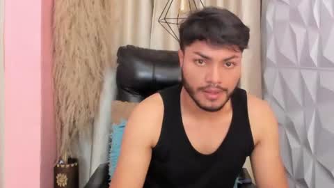 Snapshot of jey_mitchell chatting on June 2026 08:57:01 PM jey_mitchell online show from June 2026 08:57:01 PM