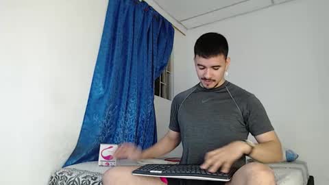 Juan David online show from October 2025 11:16:01 PM