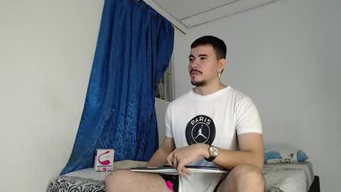 Juan David online show from October 2025 12:44:01 AM