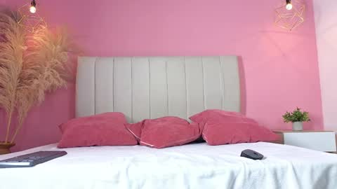 Jhan online show from April 2026 09:39:33 PM