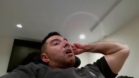 jhincorre1234 online show from October 2025 06:41:02 PM