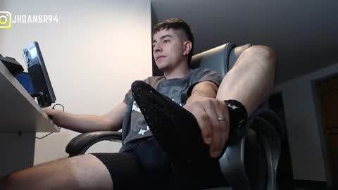 Jhoan Saenz online show from April 2026 02:05:01 AM