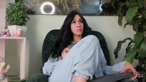  Jhoanna Largo  online show from February 2025 06:58:01 PM